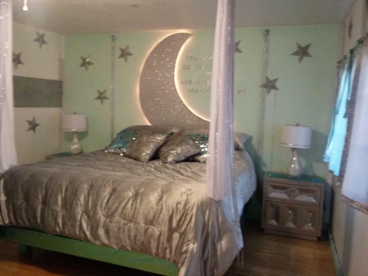 Crescent Moon Motel Экстерьер фото